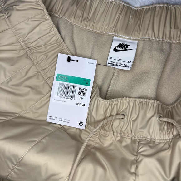 Nike | Sportswear Swoosh Women's Curve Plush Trousers - Picture 3 of 3